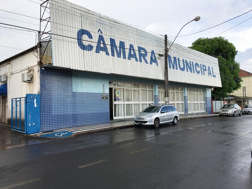 Após fechamento do prédio da Câmara de Osvaldo Cruz para desinfecção, sessões são remarcadas para novas datas